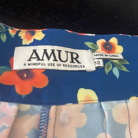 AMUR Oaklyn Pleated Floral Shorts NWOT - Picture 7 of 8